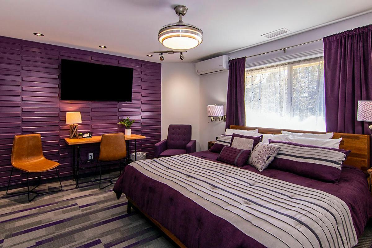 Superior King Room,1299077434:JPEG